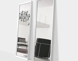 Specchiera Angolo Riflesso con cornice in alluminio di Pezzani