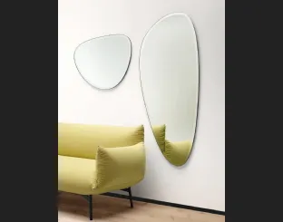 Specchio sagomato dal bordo bisellato Spot S-L di Midj
