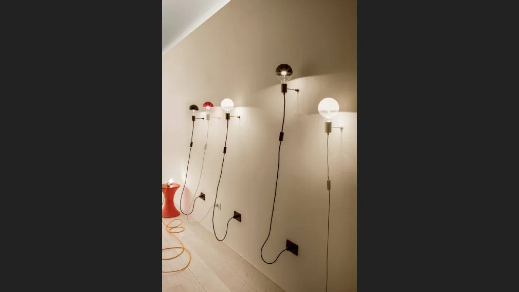 Lampada da parete minimale Idea di Vesoi