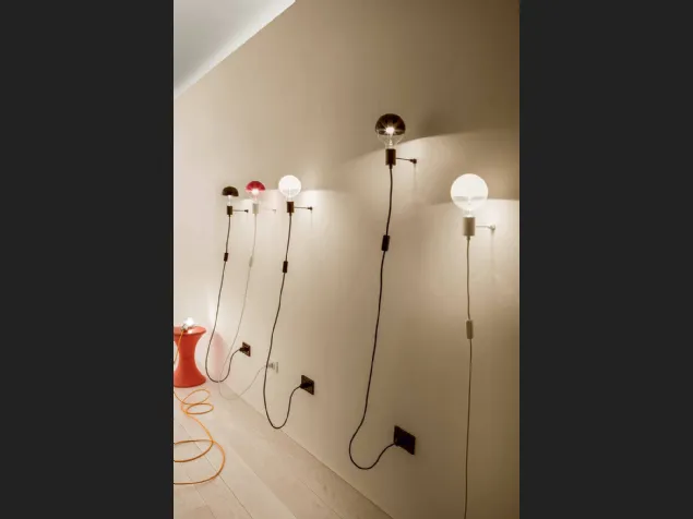 Lampada da parete minimale Idea di Vesoi