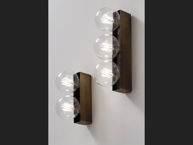 Lampada da parete con struttura in acciaio Up&down di Vesoi