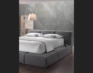 Letto di design in tessuto imbottito Designer QB di Altrenotti