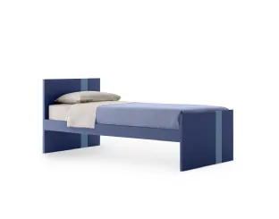 Letto singolo Lila in melaminico Blu con striscia Azzurra sulla testiera e sulla pediera di Nidi