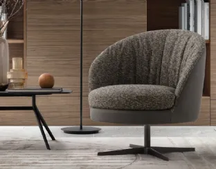 Poltroncina Oyster in tessuto imbottito di Le Comfort