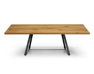 Tavolo in legno massello Alfred di Midj
