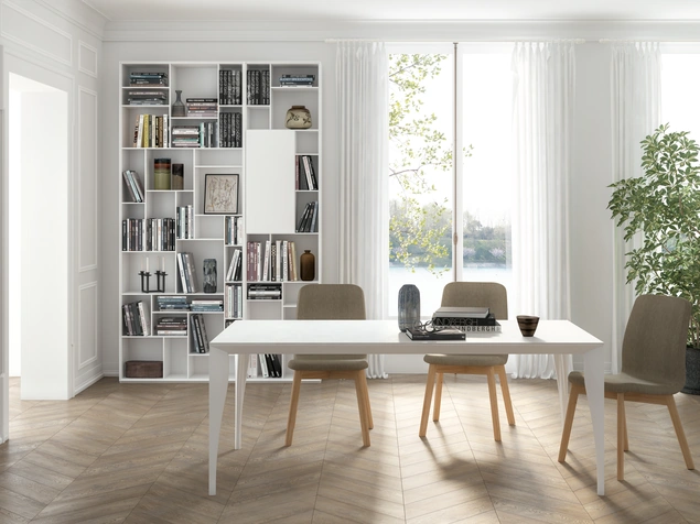 Tavolo Marilyn in laminato bianco con base in metallo laccato di Pointhouse