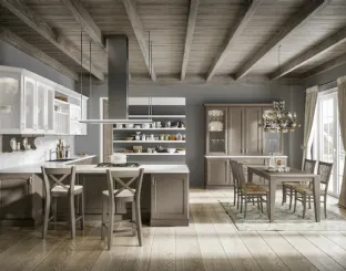 Cucina Classica Cantica con penisola di Home Cucine