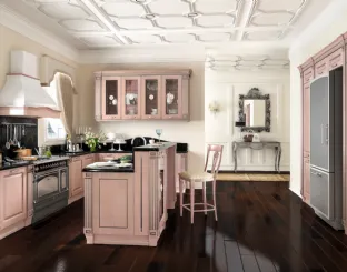 Cucina Classica con isola Imperial 05 in impiallacciato Frassino finitura Rosa Argento di Home Cucine