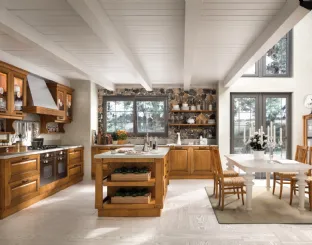 Cucina Classica Regale con isola di Home Cucine