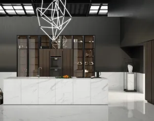 Cucina Design con isola MK1&Kyton Lab4/0 06 in marmo bianco di Nova Cucina