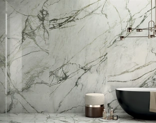 Piastrelle effetto marmo Noblesse Calacatta Emerald di Lea Ceramiche