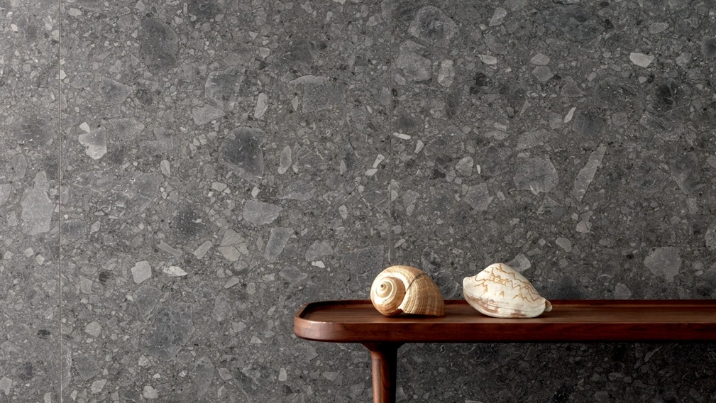 Piastrelle effetto pietra Side Stone Cluster Dark di Lea Ceramiche